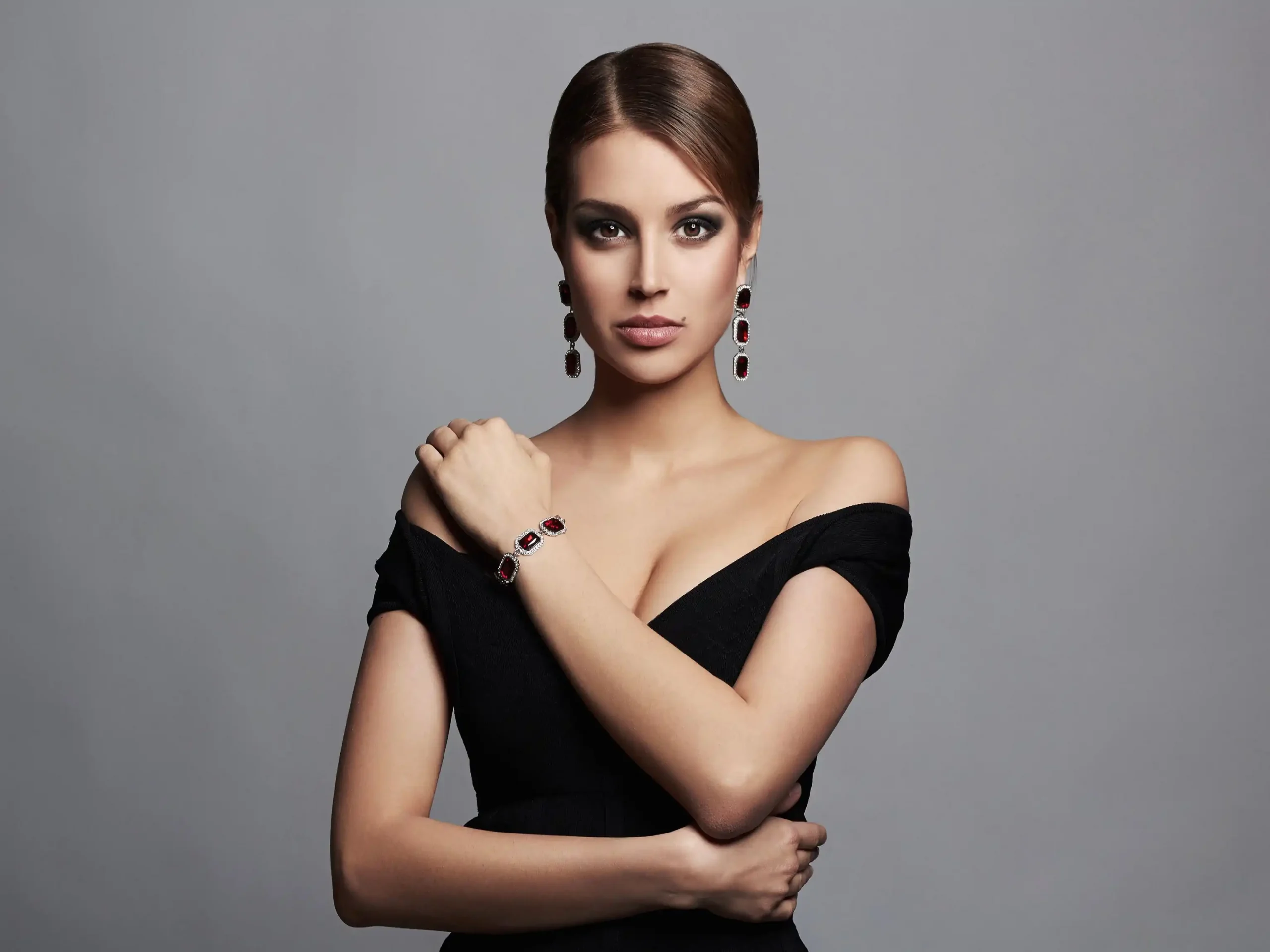 Mejor cirujano rinoplastia Málaga Clí